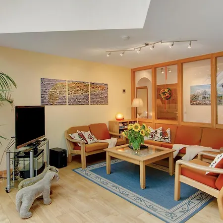 Haus Admiral Wintergarten בית נופש ספיקרוג