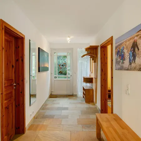 Haus Admiral Wintergarten בית נופש ספיקרוג